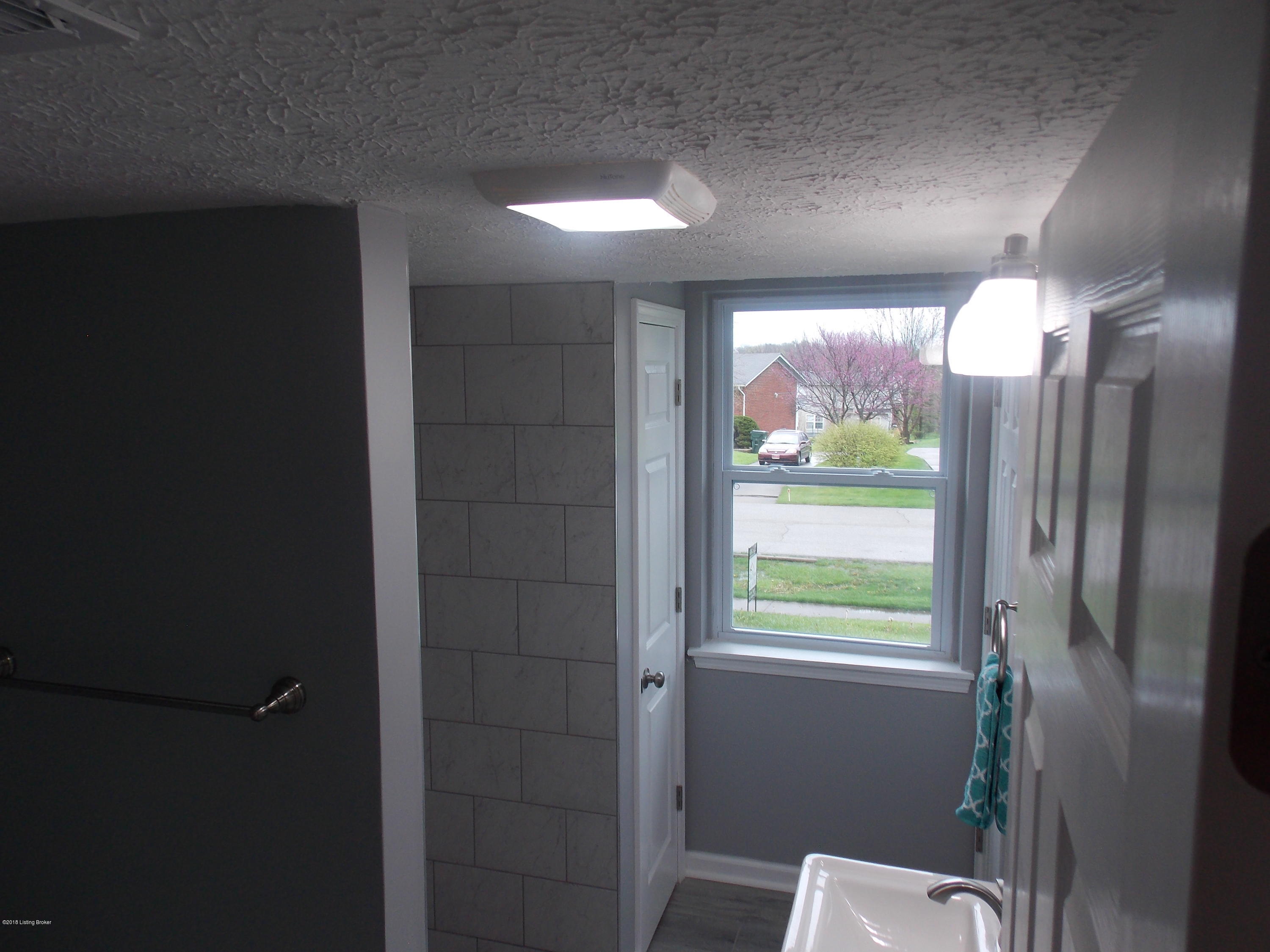 4404 Century Road Jeffersontown, KY 40299 - Photo 14 of 31 DSCN0199
