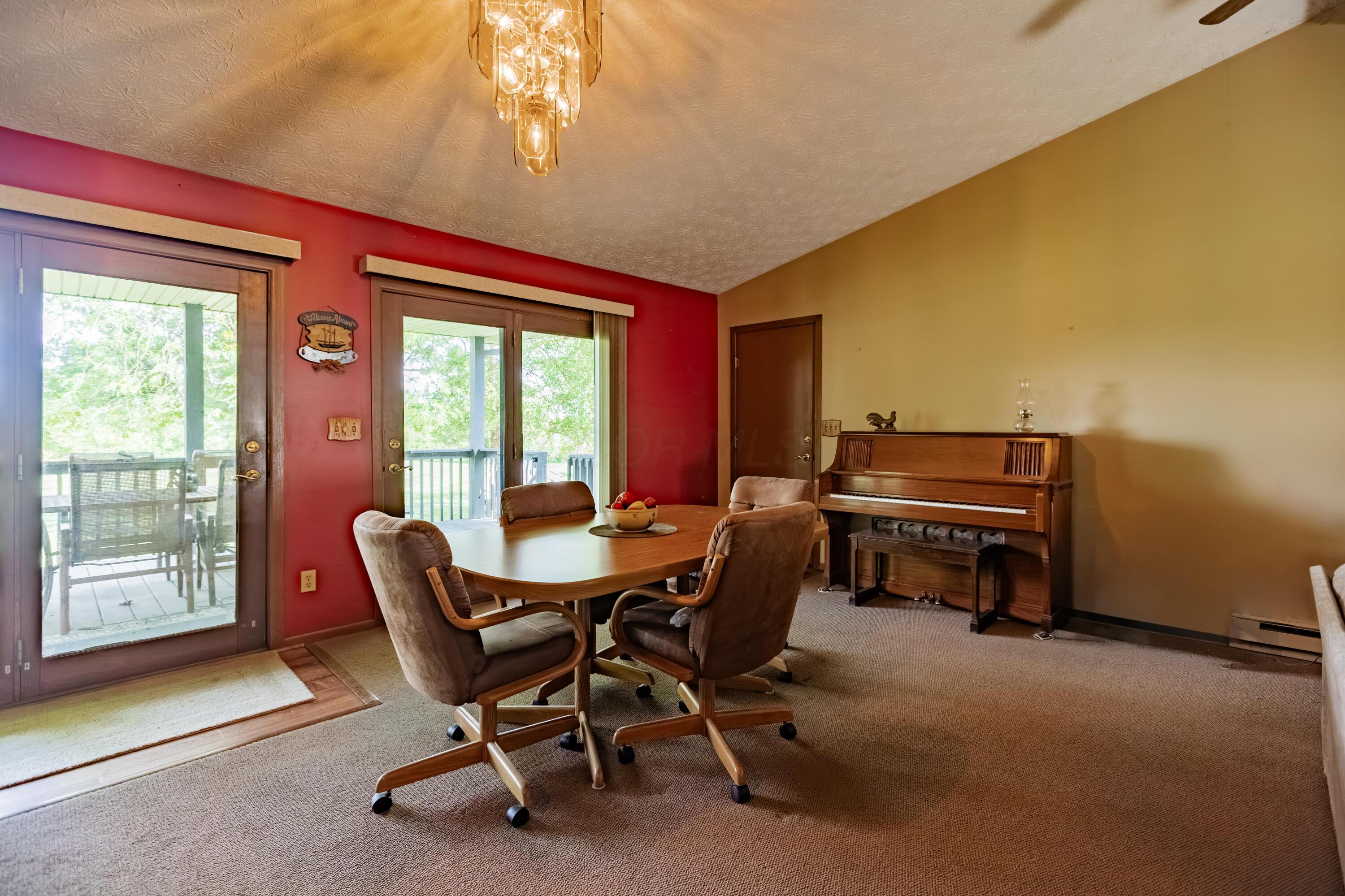 9294 State Rte 207 Mount Sterling, OH 43143 - Photo 6 of 78