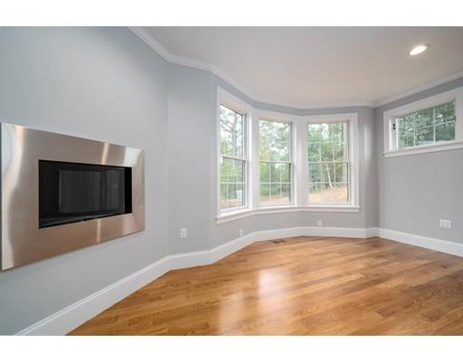 255 Main Street Boxford, MA 01921 - Photo 4 of 31