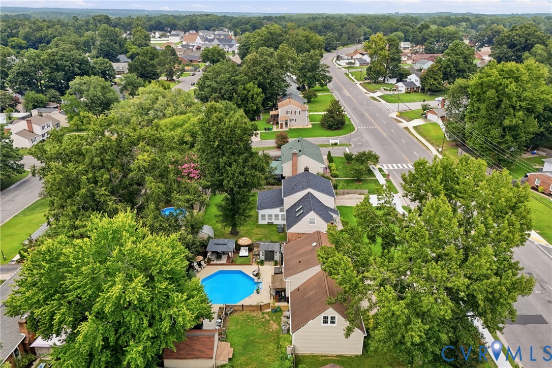 3724 Conduit Road Colonial Heights, VA 23834 - Photo 37 of 41 Expansive property with a blue-tiled swimming pool