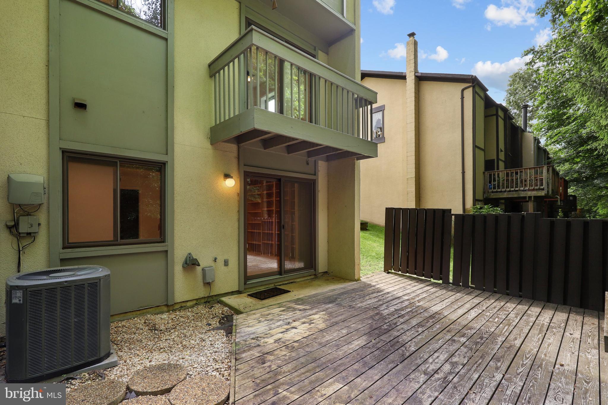 2216 Coppersmith Square Reston, VA 20191 - Photo 39 of 43 Gallery Image 39