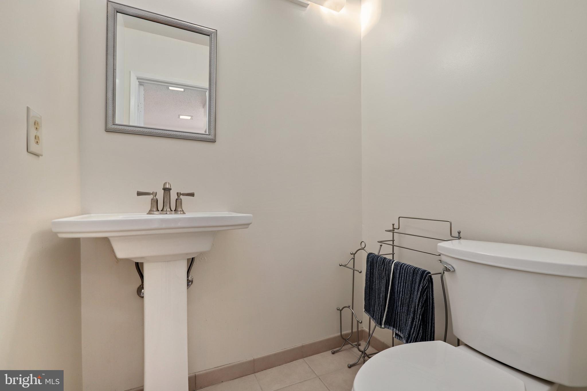 2216 Coppersmith Square Reston, VA 20191 - Photo 6 of 43 Gallery Image 6