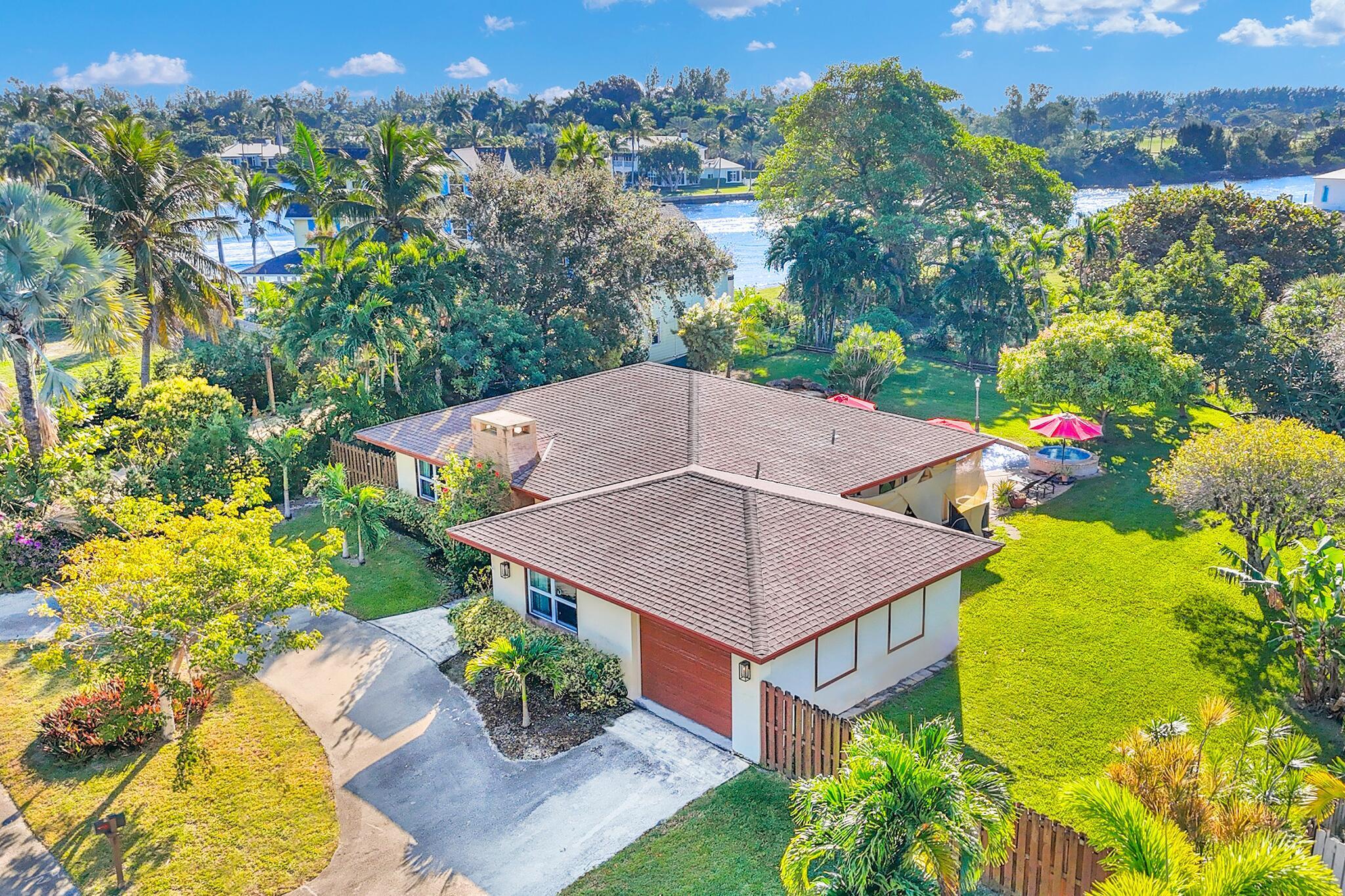 916 Roberts Road Delray Beach, FL 33483 - Photo 19 of 26 East Delray 916 Roberts Rd