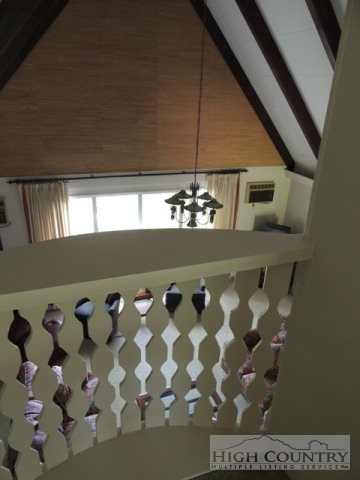 114 Poplar Boone, NC 28607 - Photo 3 of 27 Gallery Image 3