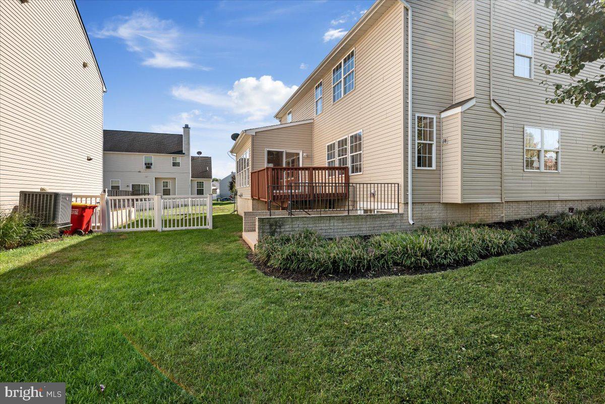 166 Watercourse Drive Ranson, WV 25438 - Photo 4 of 40