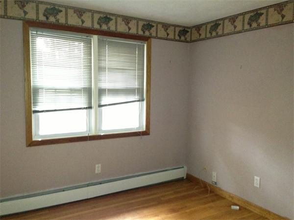 43 Clarence Road Bellingham, MA 02019 - Photo 6 of 10 Gallery Image 6