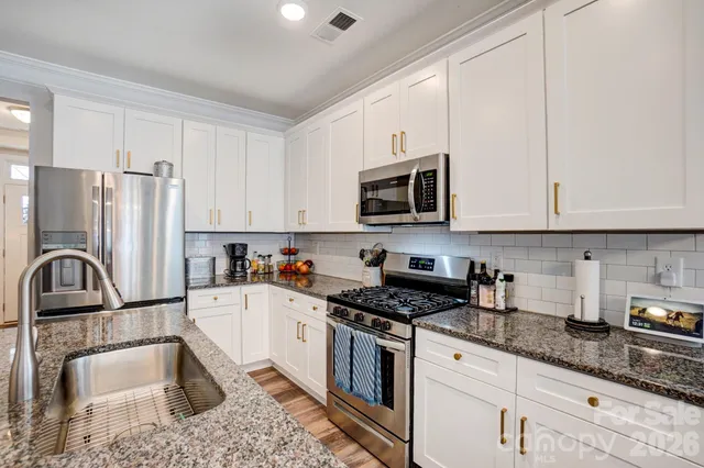 $416,500 | 3925 Rothwood Lane, Harrisburg, NC 28075