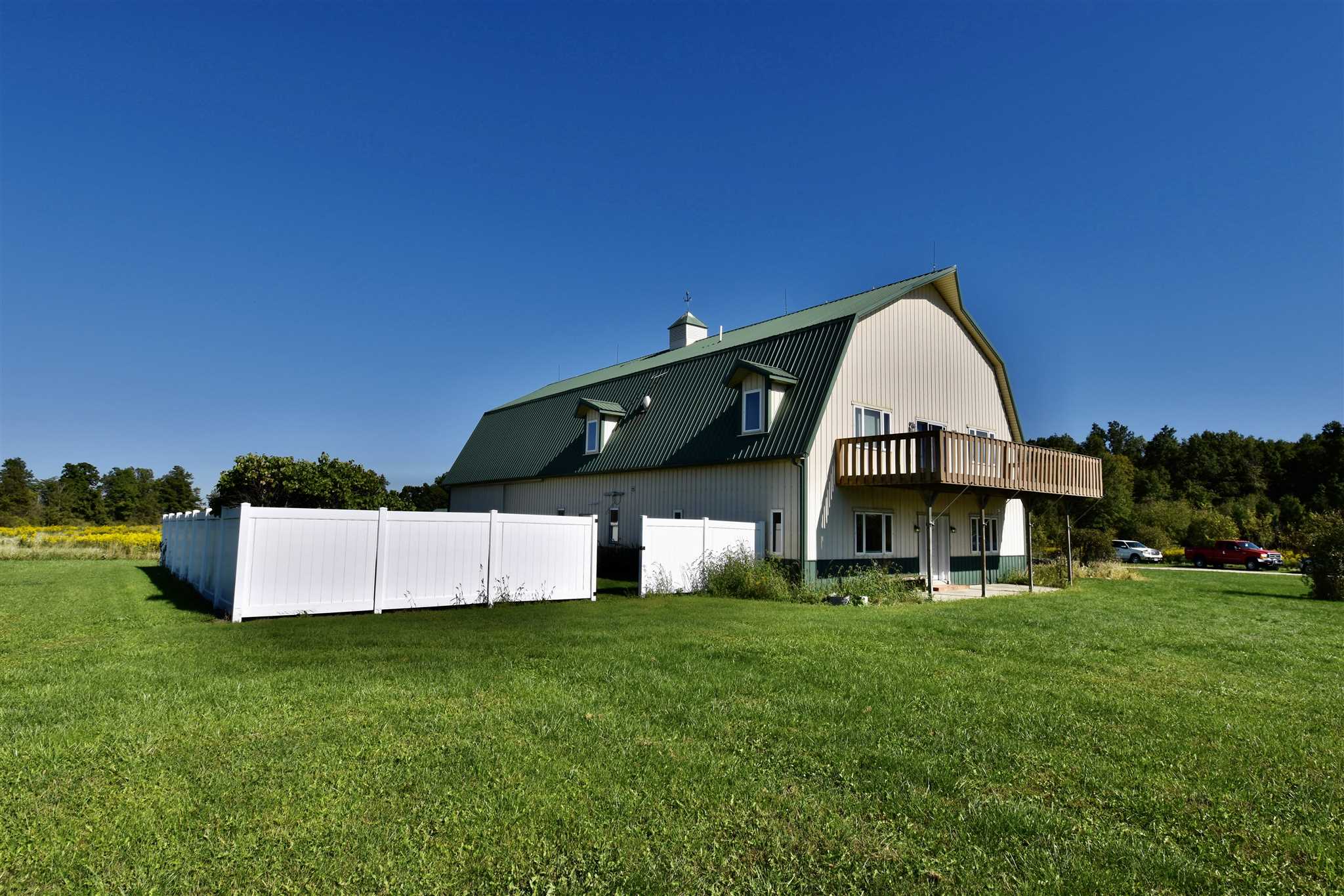 10901 Trentman Road Fort Wayne, IN 46816 - Photo 1 of 29