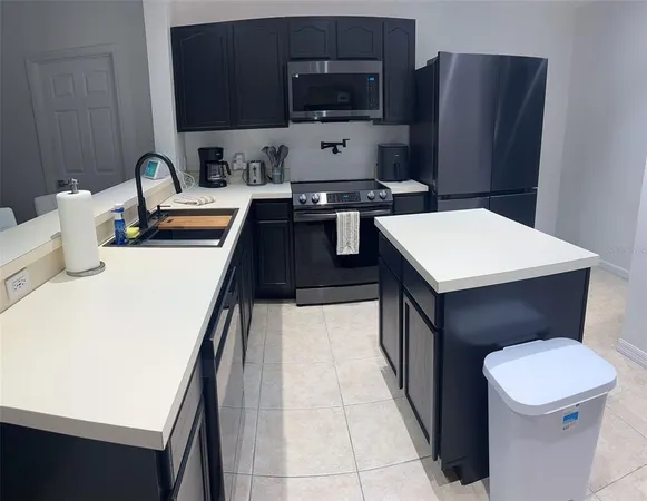 $189,000 | 970 North Spring Garden Avenue, Unit 621, DeLand, FL 32720