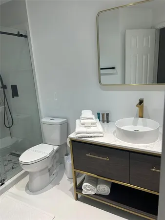 $189,000 | 970 North Spring Garden Avenue, Unit 621, DeLand, FL 32720