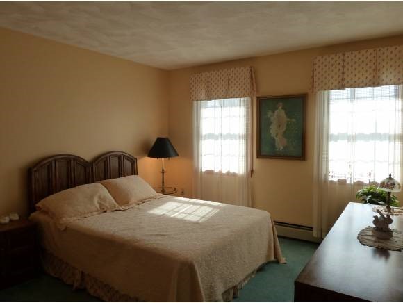 12 Jeremy Hill Road Pelham, NH 03076 - Photo 14 of 24