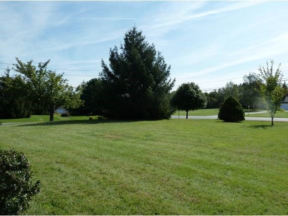 12 Jeremy Hill Road Pelham, NH 03076 - Photo 22 of 24