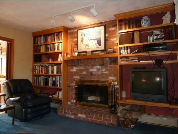 12 Jeremy Hill Road Pelham, NH 03076 - Photo 5 of 24