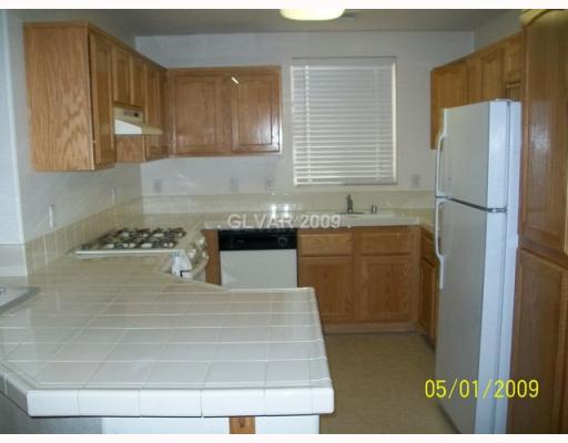 7273 Linaria Road Las Vegas, NV 89113 - Photo 2 of 4 Kitchen.