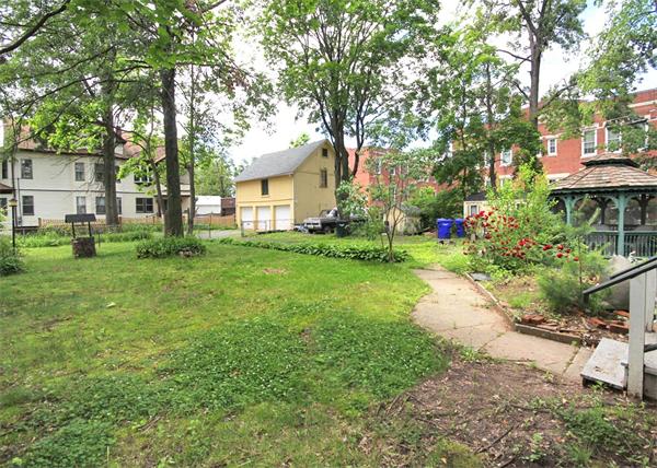 332 White Street Springfield, MA 01108 - Photo 9 of 15 Gallery Image 9