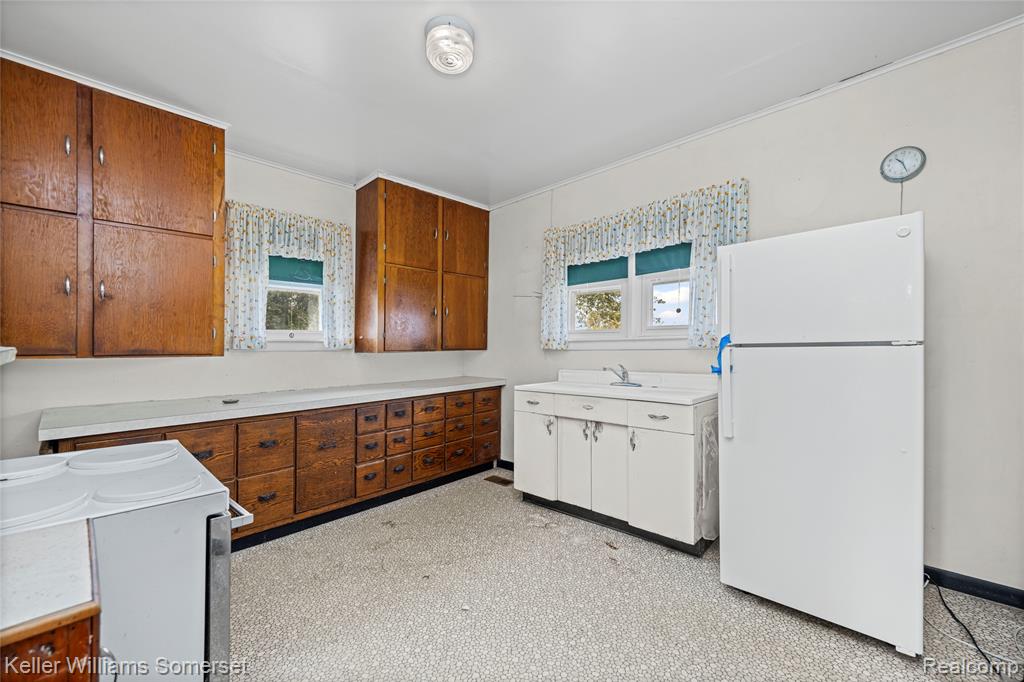 11098 Oelke Road Maybee, MI 48159 - Photo 15 of 48 Gallery Image 15