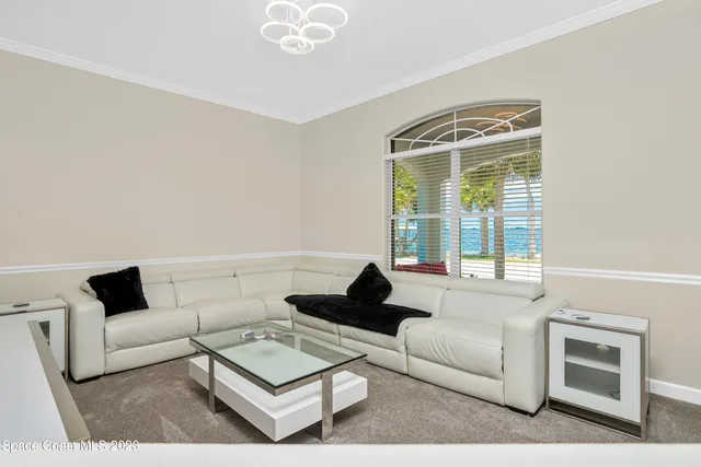 $8,250 | 3435 Indian River Drive, Cocoa, FL 32926