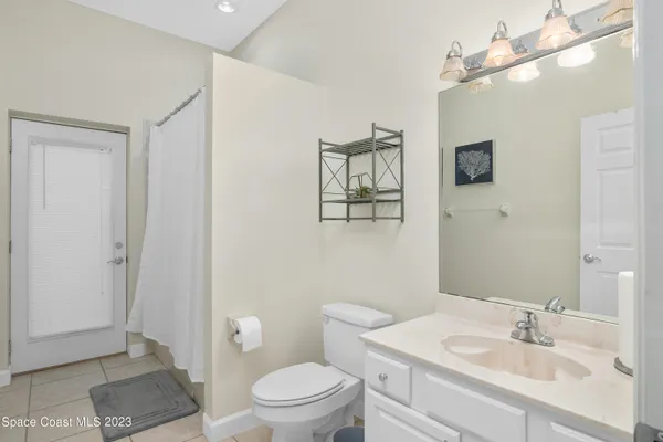 $8,250 | 3435 Indian River Drive, Cocoa, FL 32926