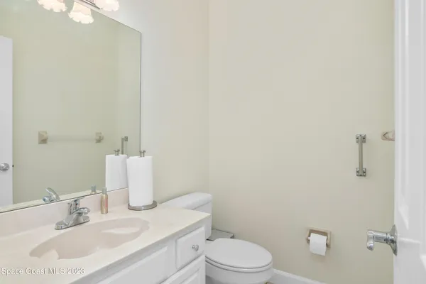 $8,250 | 3435 Indian River Drive, Cocoa, FL 32926