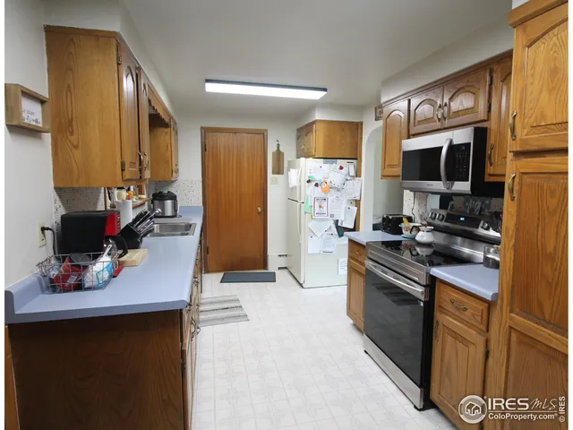 $280,000 | 221 North Wallace Avenue, Haxtun, CO 80731