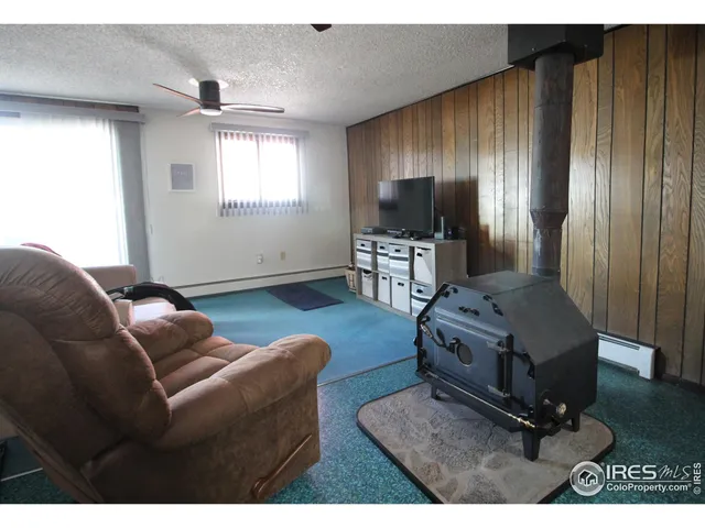 $280,000 | 221 North Wallace Avenue, Haxtun, CO 80731