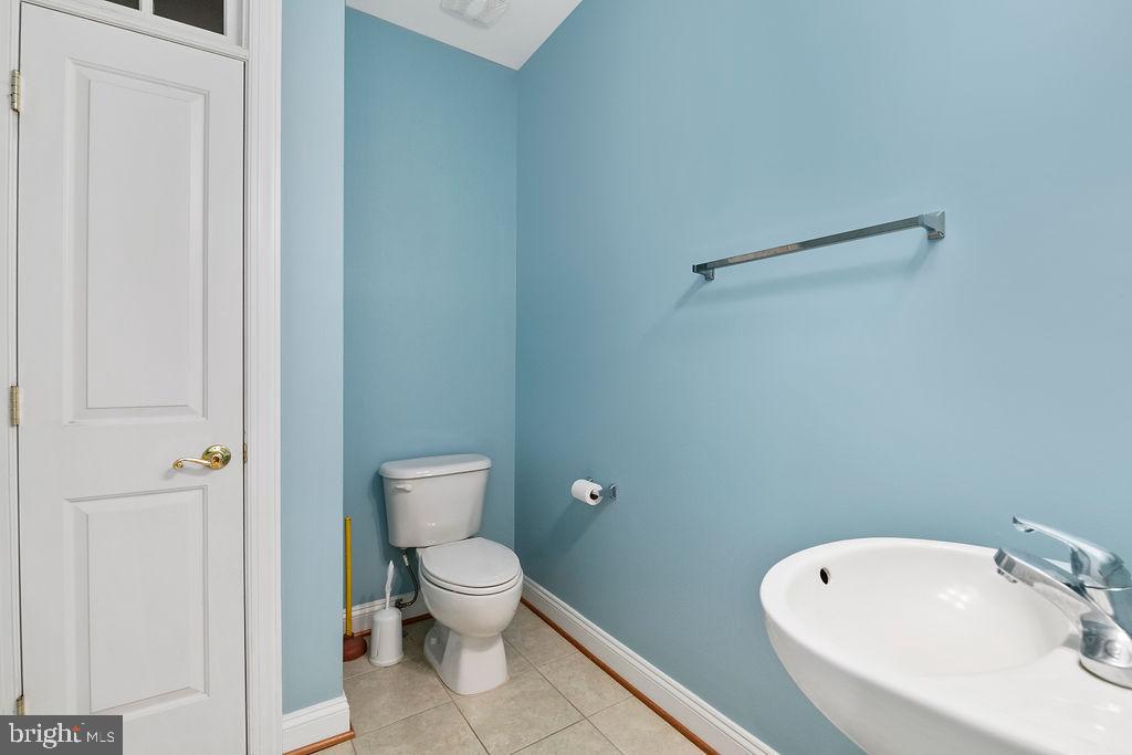 14367 Crawleys Dam Road Goldvein, VA 22720 - Photo 13 of 46 Powder room