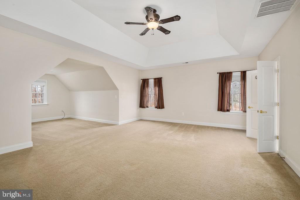 14367 Crawleys Dam Road Goldvein, VA 22720 - Photo 23 of 46 Master suite with sitting area