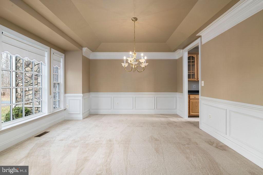 14367 Crawleys Dam Road Goldvein, VA 22720 - Photo 10 of 46 Tray ceiling, chair rail, shadow boxes, crown