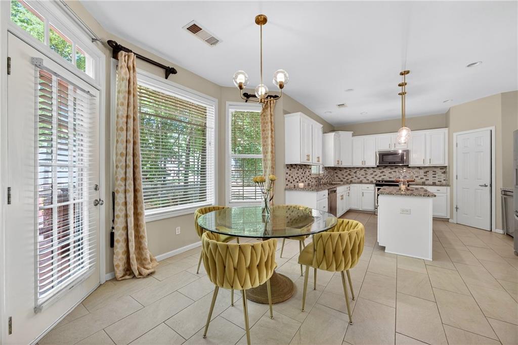3482 Walnut Ridge Atlanta, GA 30349 - Photo 11 of 59