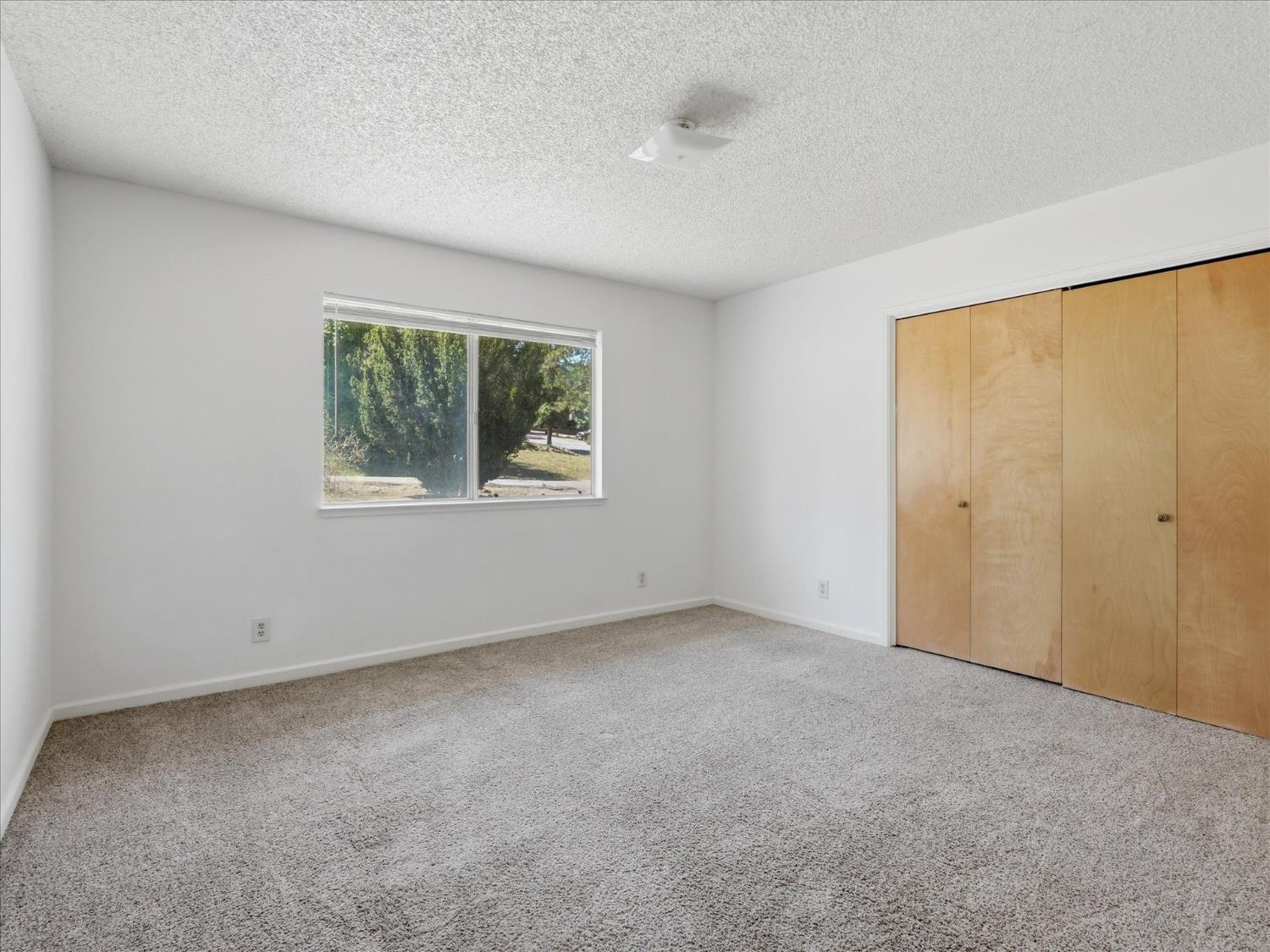 39785 Pine Ridge Road Oakhurst, CA 93644 - Photo 17 of 33