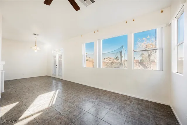 $1,950 | 9716 Panorama Cliff Drive, Las Vegas, NV 89134