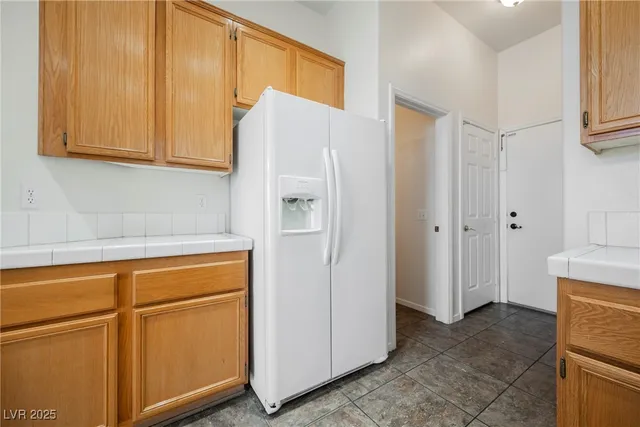 $1,950 | 9716 Panorama Cliff Drive, Las Vegas, NV 89134