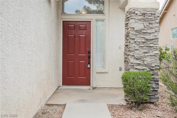 $2,350 | 9716 Panorama Cliff Drive, Las Vegas, NV 89134