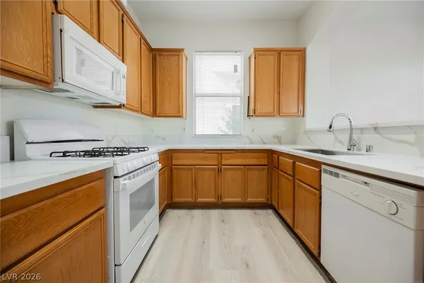 $2,350 | 9716 Panorama Cliff Drive, Las Vegas, NV 89134