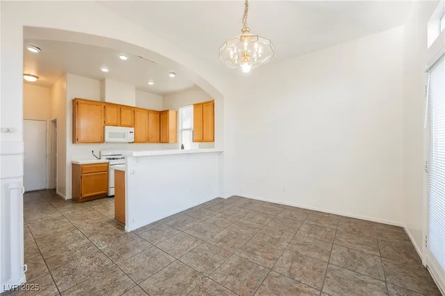 $1,950 | 9716 Panorama Cliff Drive, Las Vegas, NV 89134