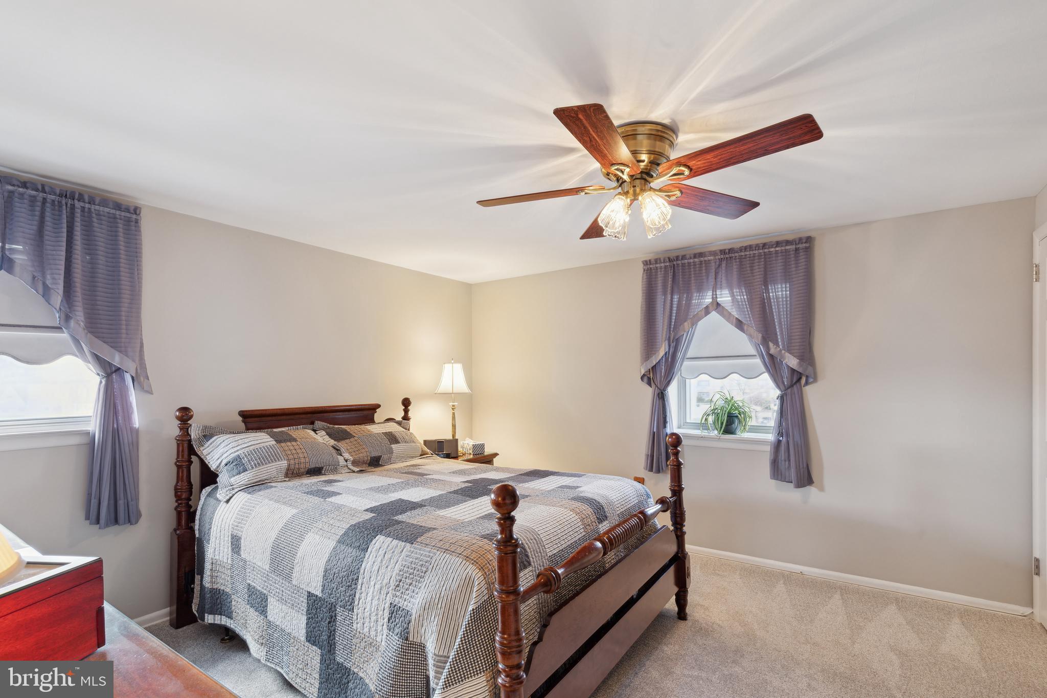 2823 Chase Road Philadelphia, PA 19152 - Photo 16 of 41 Gallery Image 16