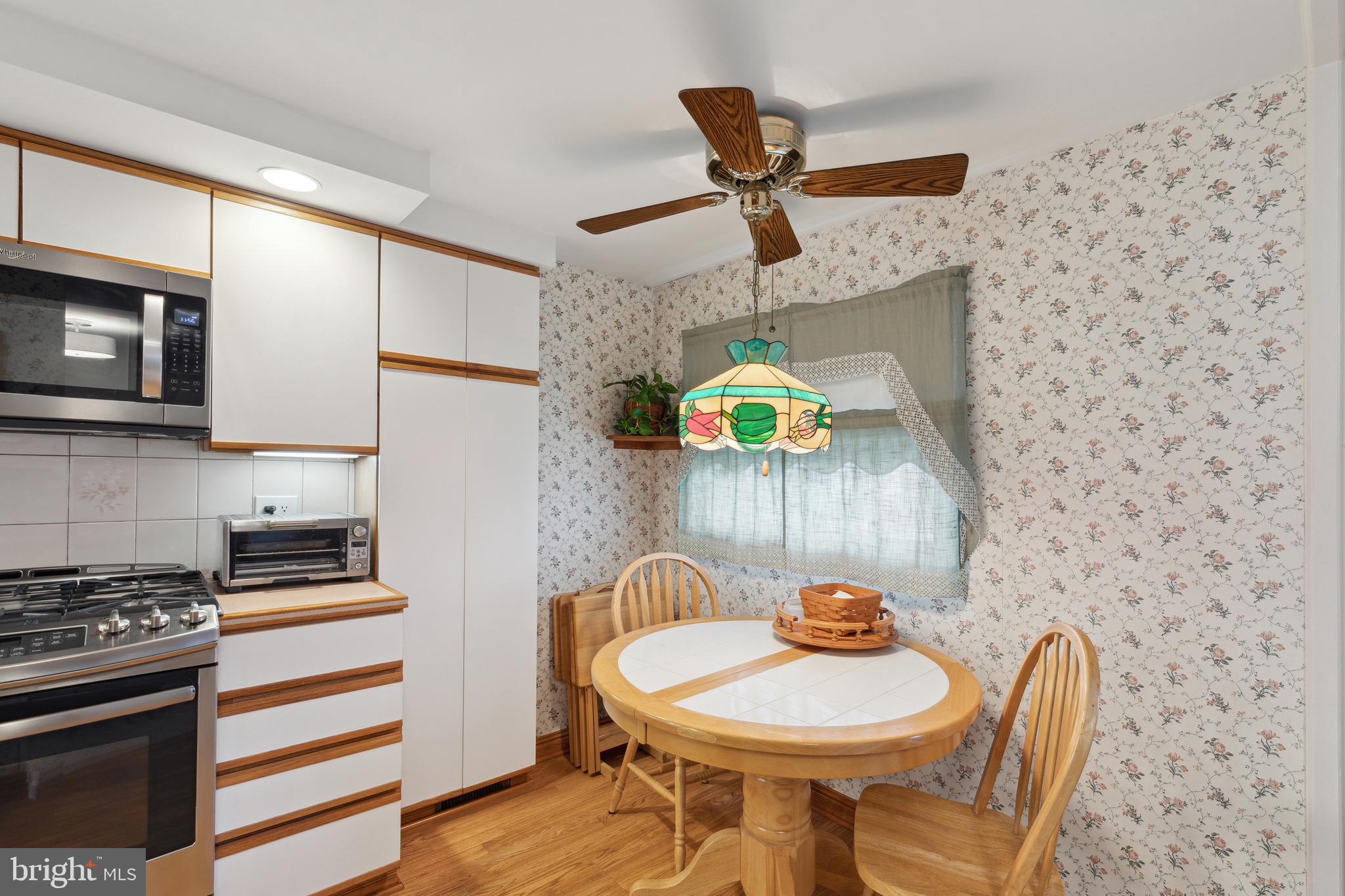 2823 Chase Road Philadelphia, PA 19152 - Photo 17 of 41 Gallery Image 17