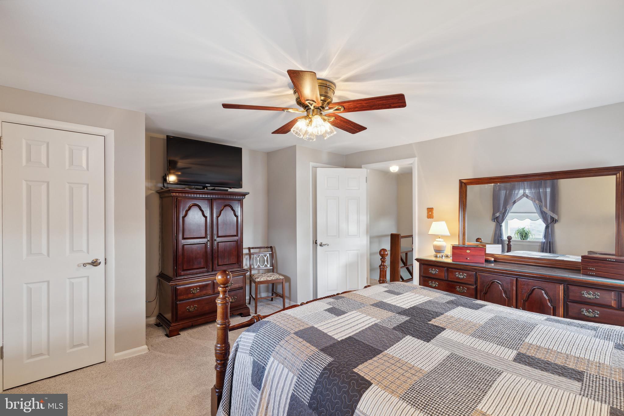 2823 Chase Road Philadelphia, PA 19152 - Photo 23 of 41 Gallery Image 23