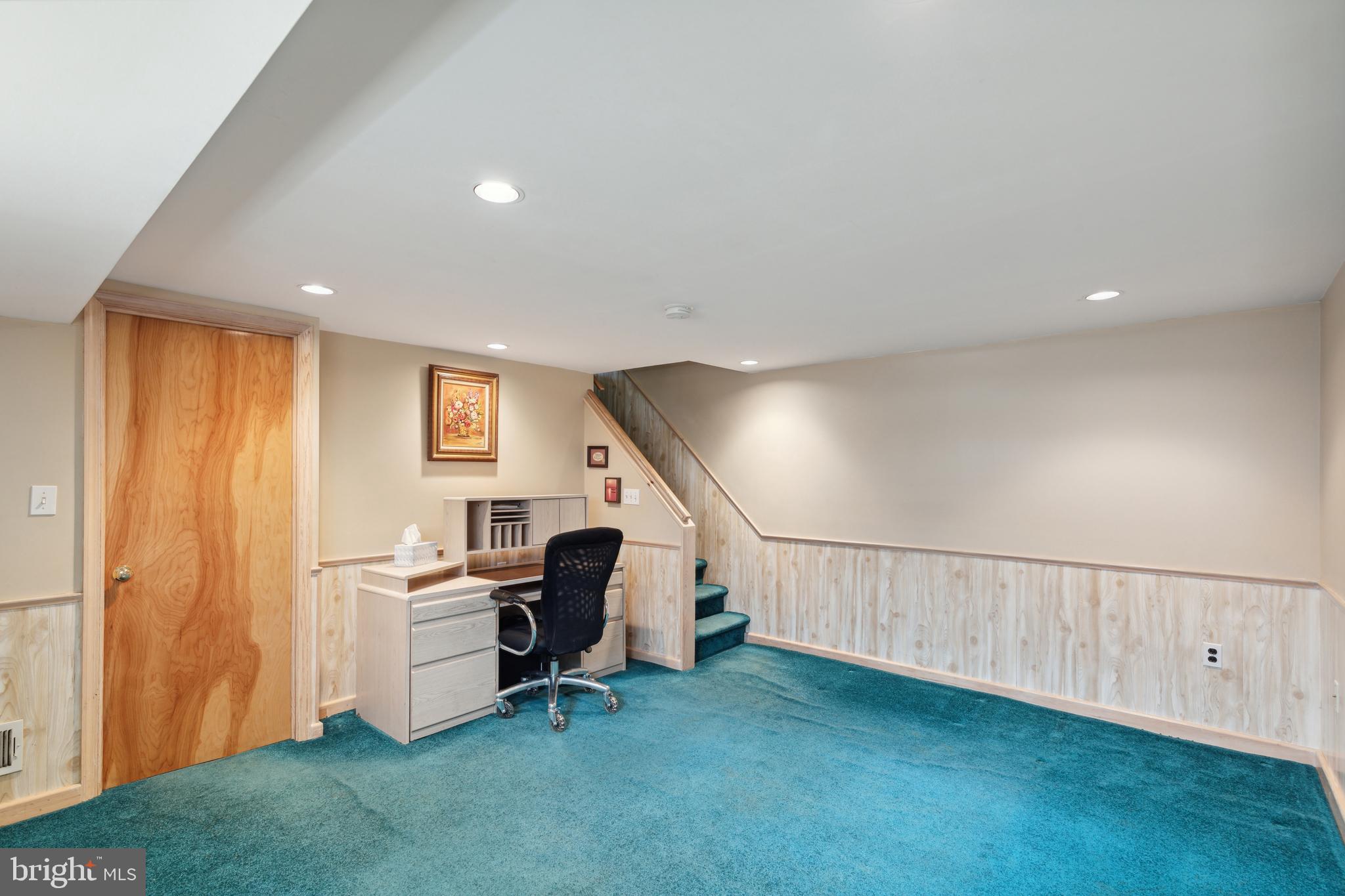 2823 Chase Road Philadelphia, PA 19152 - Photo 32 of 41 Gallery Image 32