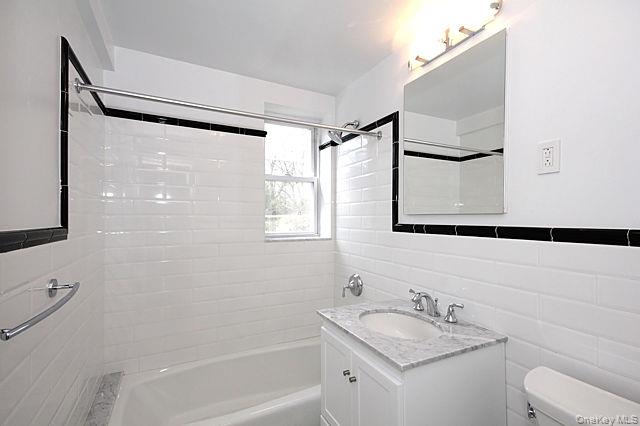 160 South Middle Neck Road, Unit 3A Great Neck, NY 11021 - Photo 13 of 13