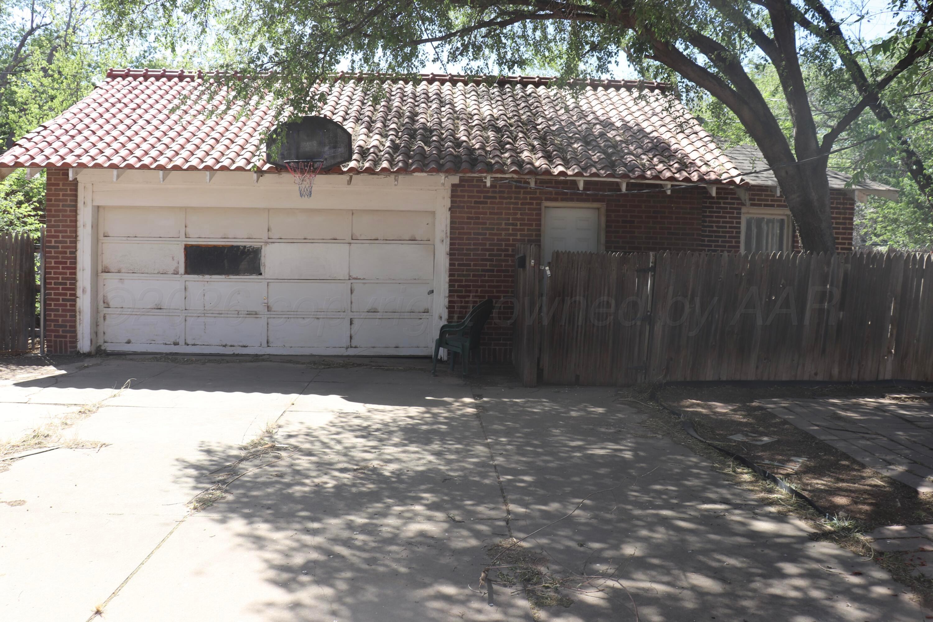 1912 South Tyler Street Amarillo, TX 79109 - Photo 22 of 22 amarillo-tx-historic-home-Garage