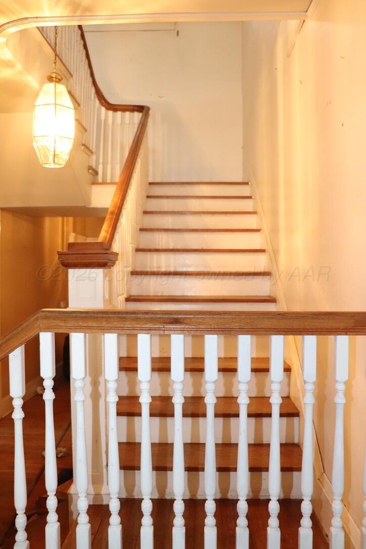 1912 South Tyler Street Amarillo, TX 79109 - Photo 28 of 74 amarillo-tx--historic-home-stairs