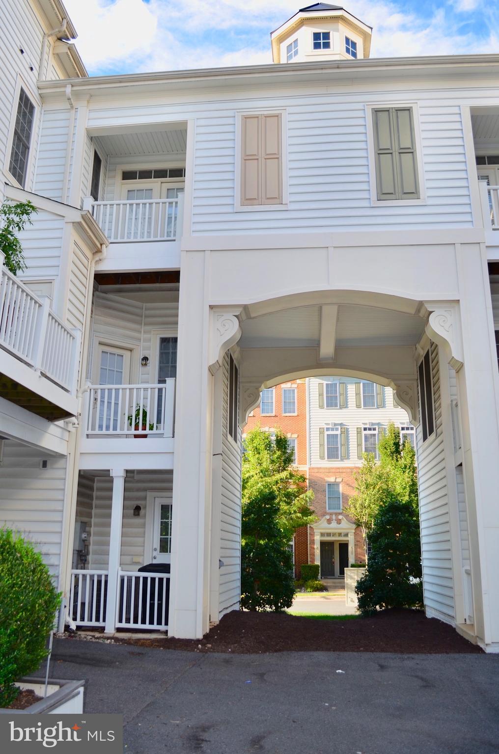 597 Cedar Spring Street Gaithersburg, MD 20877 - Photo 3 of 24 Exterior (Rear)