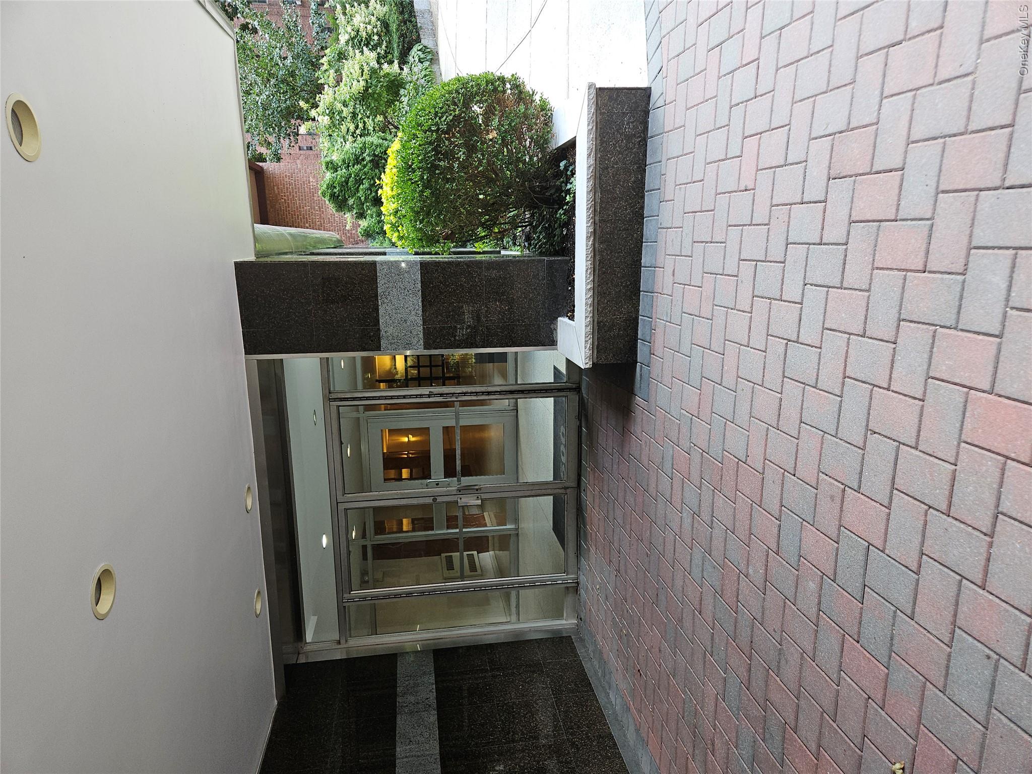5500 Fieldston Road, Unit 4II Bronx, NY 10471 - Photo 3 of 15 Welcome Home!!!
