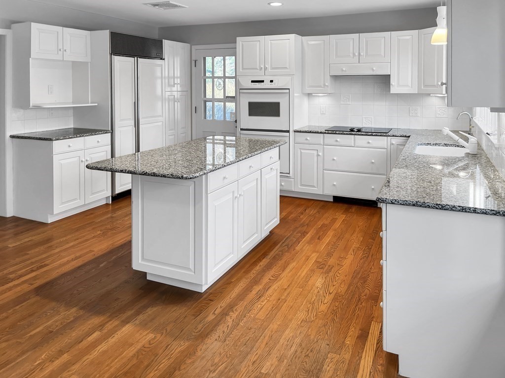 3 Bond Road Lexington, MA 02421 - Photo 9 of 30