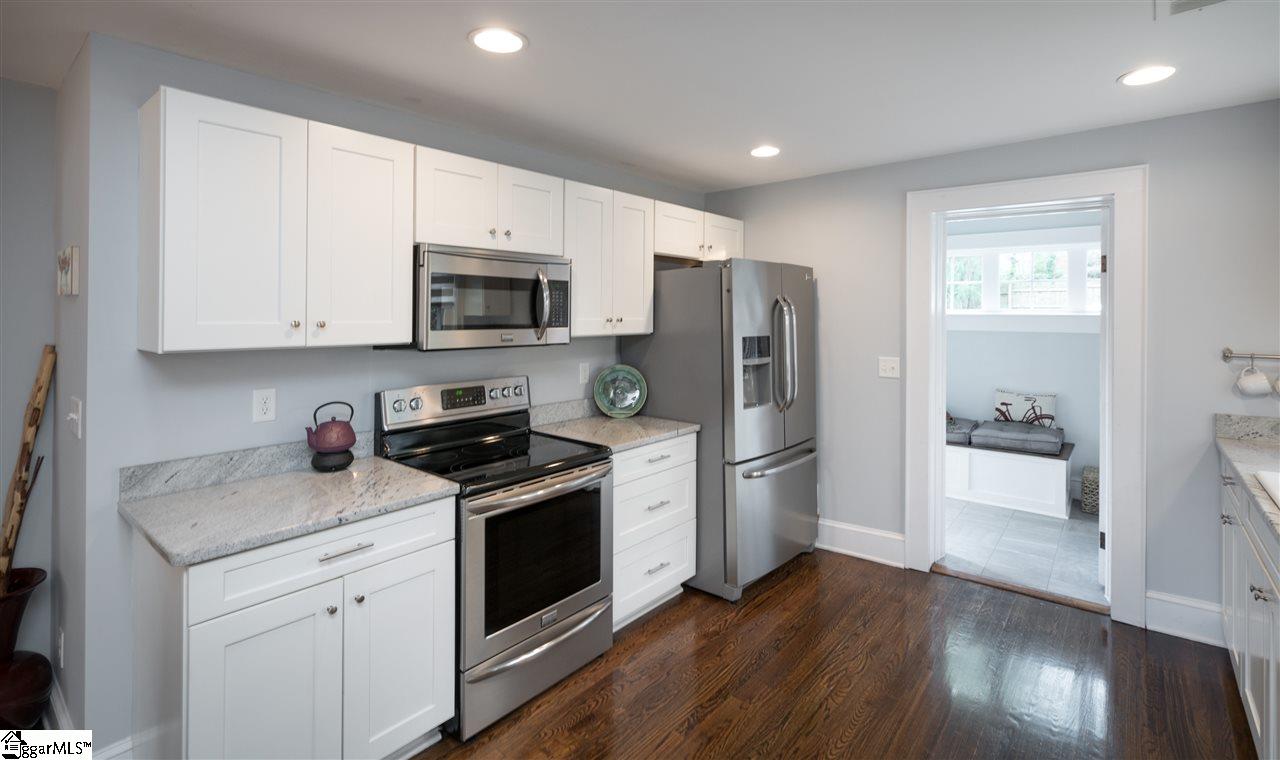 214 Ackley Road Greenville, SC 29607 - Photo 12 of 32