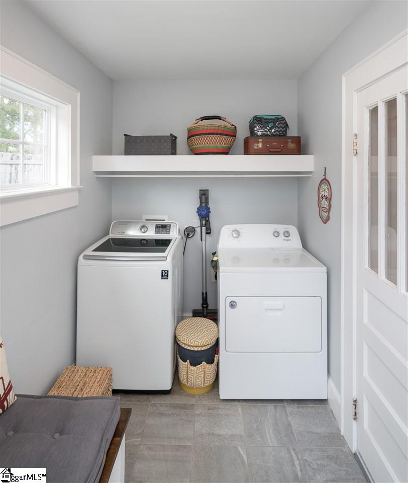 214 Ackley Road Greenville, SC 29607 - Photo 15 of 32