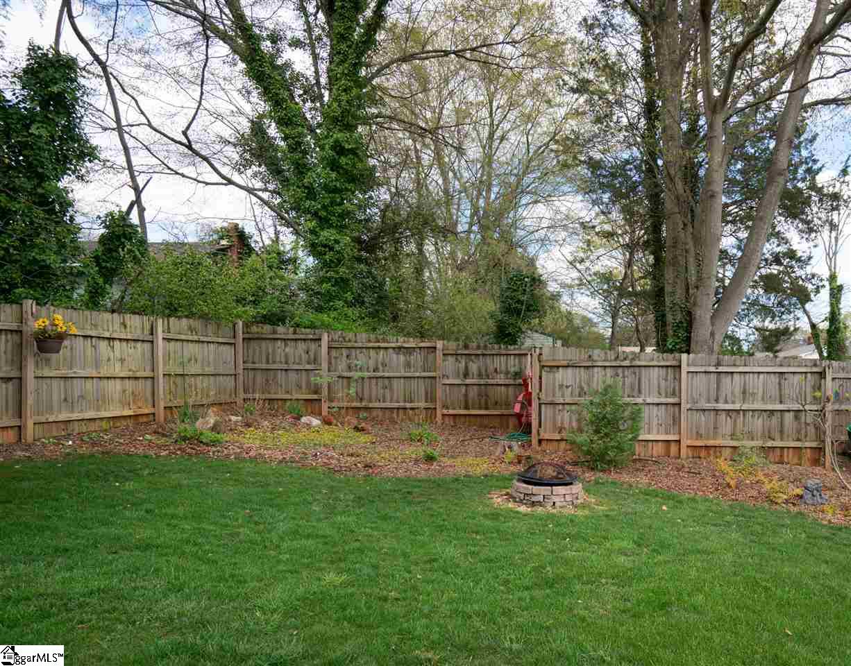 214 Ackley Road Greenville, SC 29607 - Photo 29 of 32