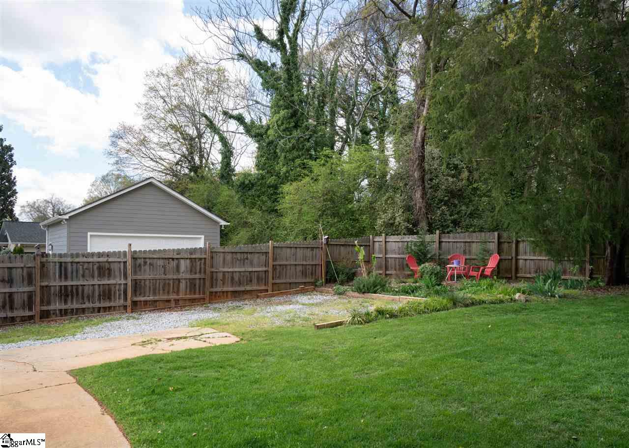 214 Ackley Road Greenville, SC 29607 - Photo 30 of 32