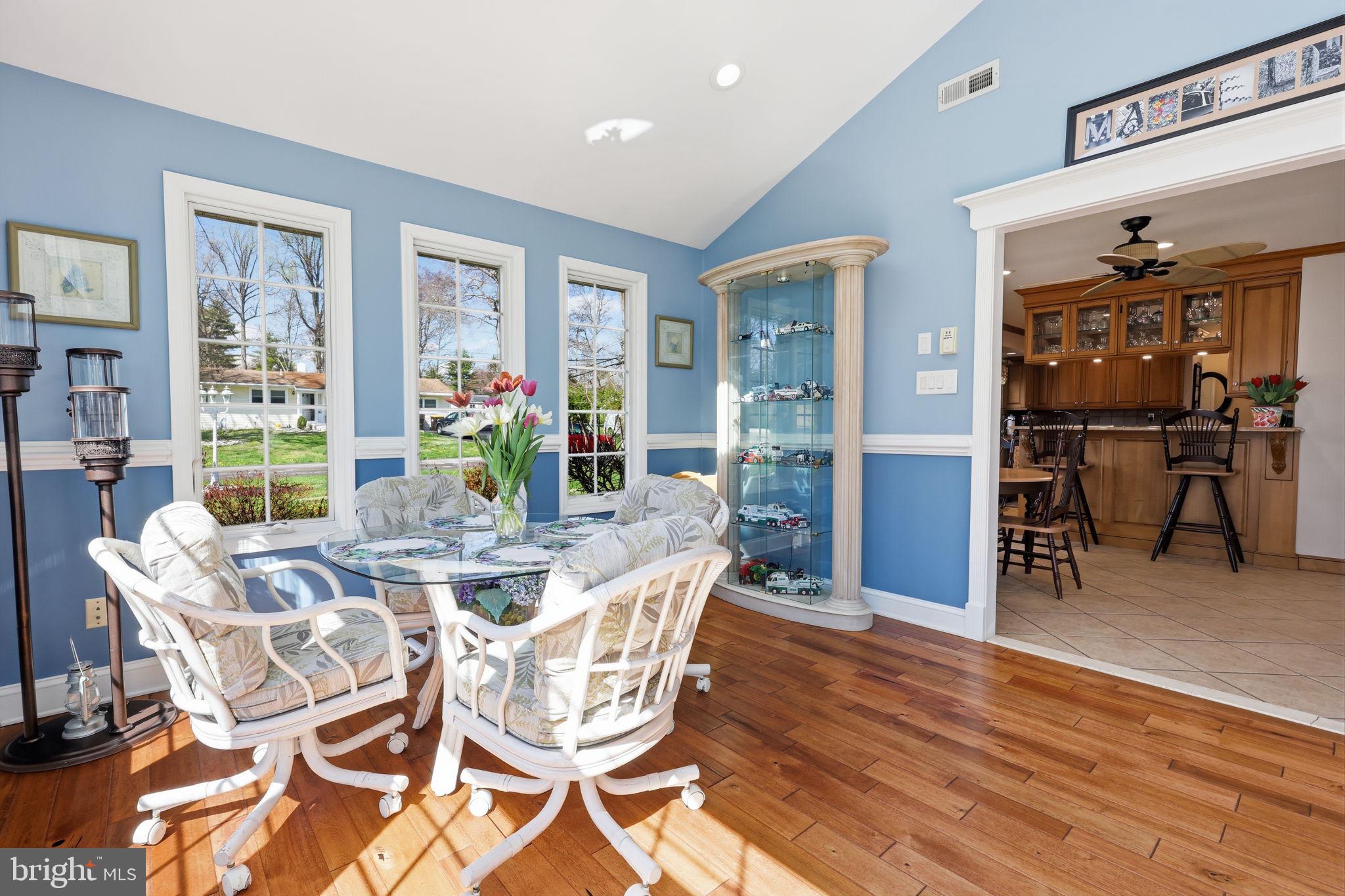 2 Simpson Drive Yardley, PA 19067 - Photo 7 of 37